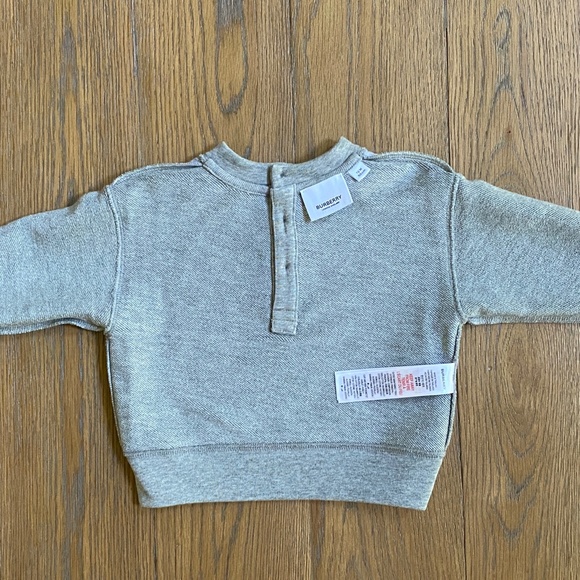 Burberry Baby Thomas Bear cotton sweater with button closure at back   12months - Picture 12 of 15